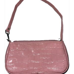 Elegant Pink Crocodile-Embossed Shoulder Bag